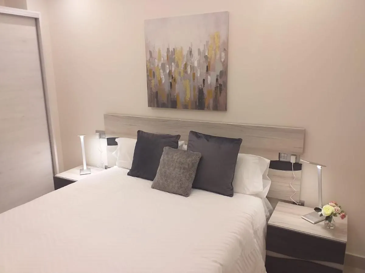 Apartamentos Vacacionales Joctis, Atico 푸엔히롤라 스페인